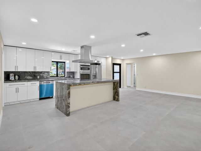 Продажа дома по адресу 6251 Hitchin Post Way - фото 6449569