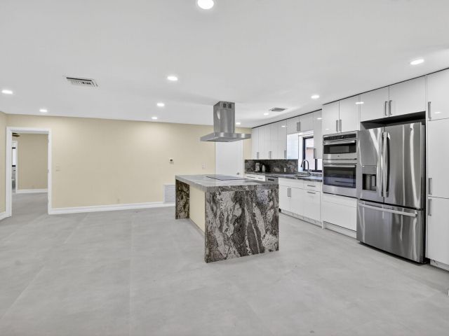 Продажа дома по адресу 6251 Hitchin Post Way - фото 6449570