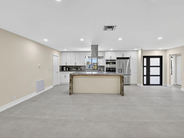 Продажа дома по адресу 6251 Hitchin Post Way - фото 6505042