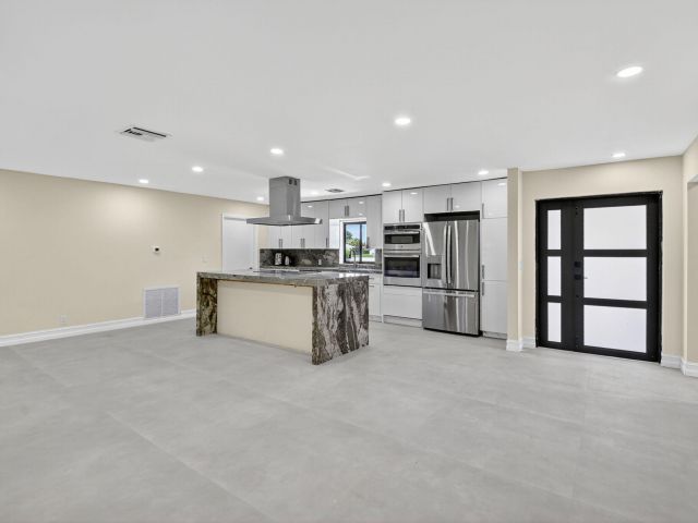 Продажа дома по адресу 6251 Hitchin Post Way - фото 6505043