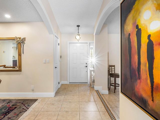 Продажа дома по адресу 21911 Satinwood Drive - фото 6809374