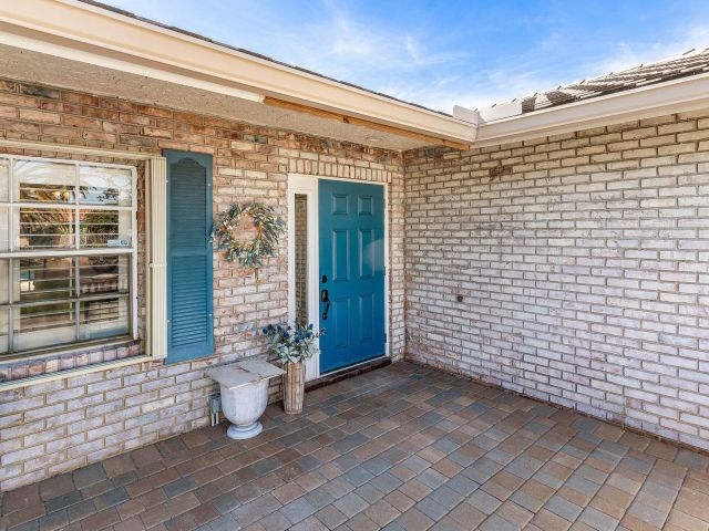 Продажа дома по адресу 21911 Satinwood Drive - фото 6809375