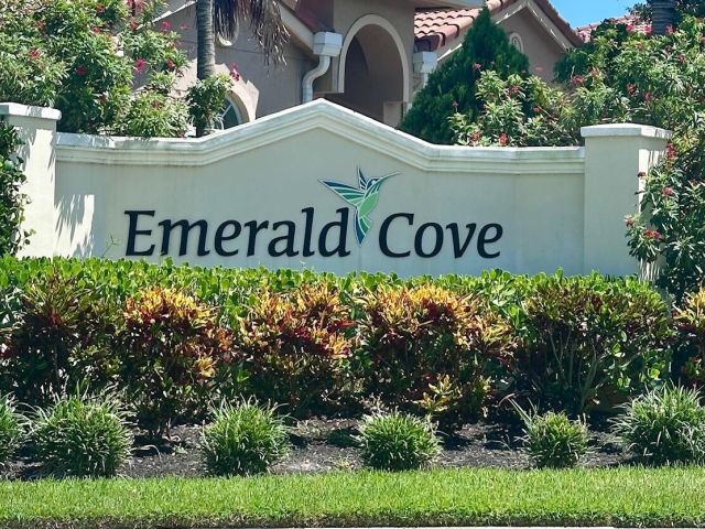 Продажа дома по адресу 790 Palm Tree Lane - фото 6686229