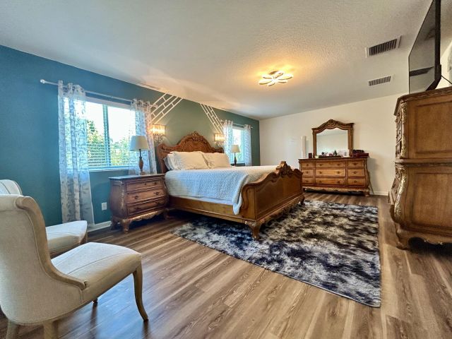 Продажа дома по адресу 790 Palm Tree Lane - фото 6686231