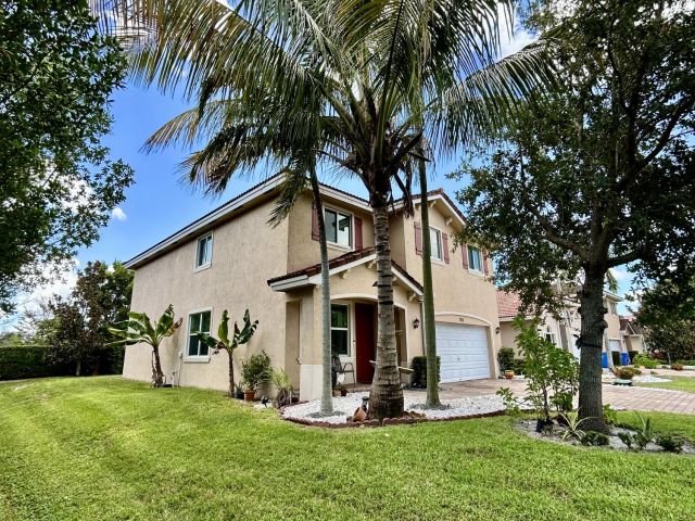 Продажа дома по адресу 790 Palm Tree Lane - фото 6686241