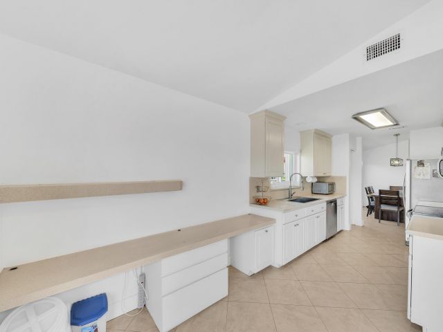 Продажа дома по адресу 10255 Sunset Bend Drive - фото 6435674