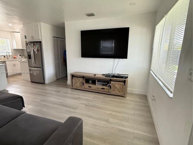 Продажа дома по адресу 3521 NW 171st Ter - фото 7514787