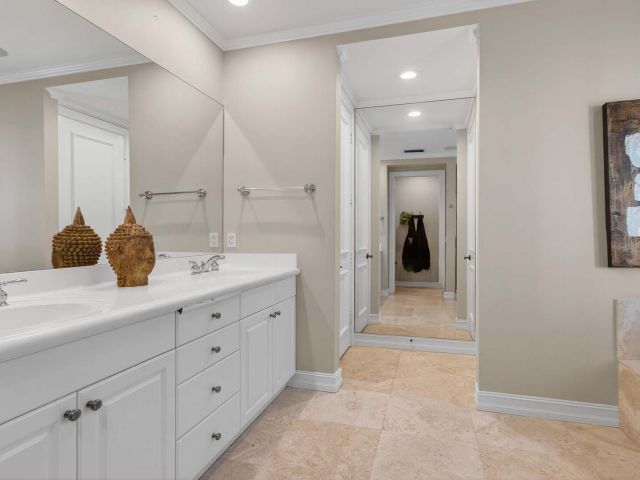 Дом в аренду по адресу 1028 Coralina Lane - фото 6438529