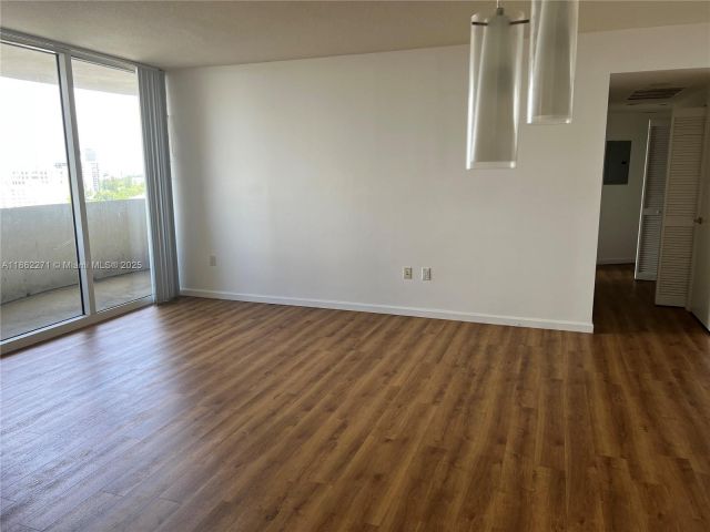 Продажа квартиры #1411 - фото 7443744