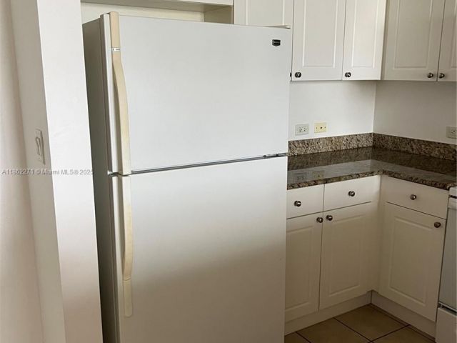 Продажа квартиры #1411 - фото 7443745