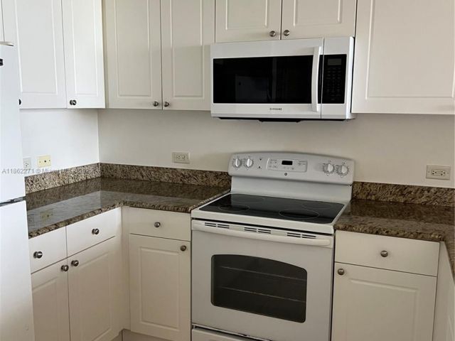 Продажа квартиры #1411 - фото 7443746