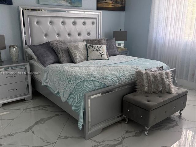 Продажа дома по адресу 318 NE 31st Ave - фото 7460261