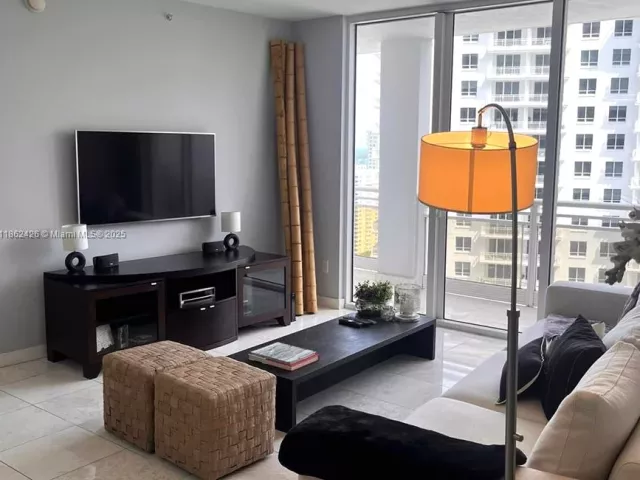 Продажа квартиры #2701 - фото 6449300