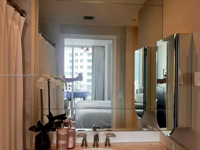 Продажа квартиры #2701 - фото 6449288