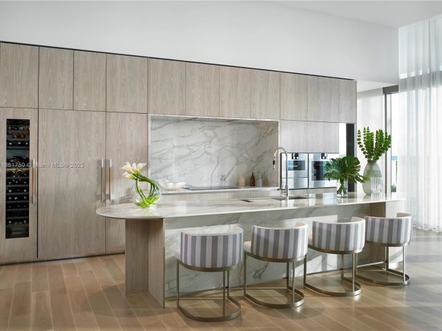 Продажа квартиры #4101 - фото 6439825