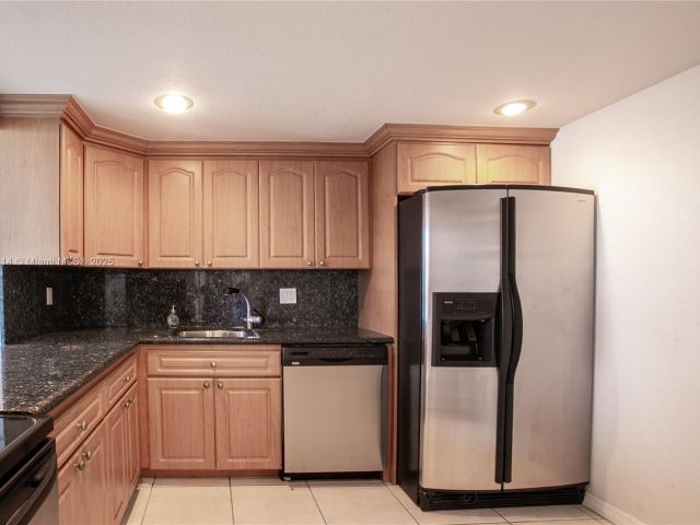 Продажа квартиры #1008 - фото 7465811