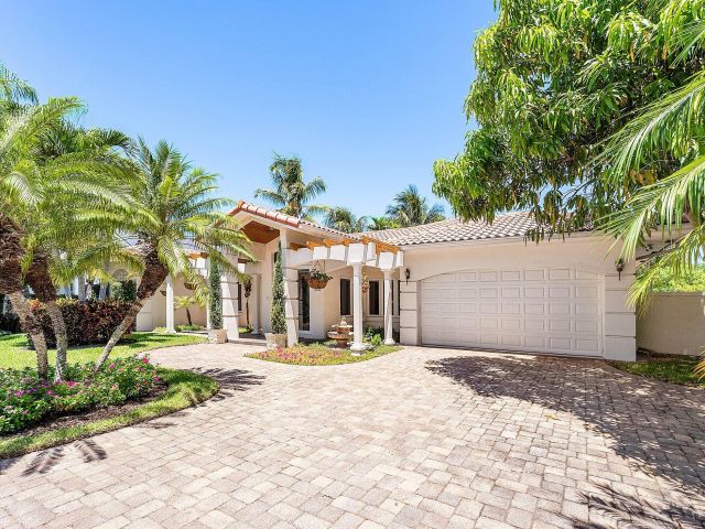 Продажа дома по адресу 125 NE 10th Street - фото 6440464