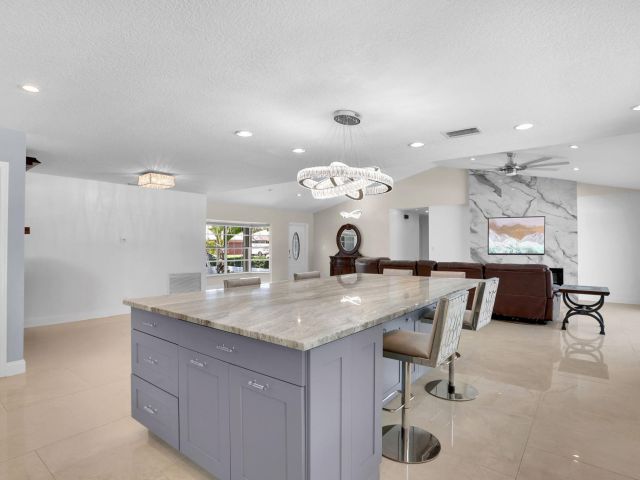 Продажа дома по адресу 17634 Lake Park Road - фото 6445863