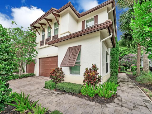 Дом в аренду по адресу 23008 Clear Echo Drive 11 - фото 6689417