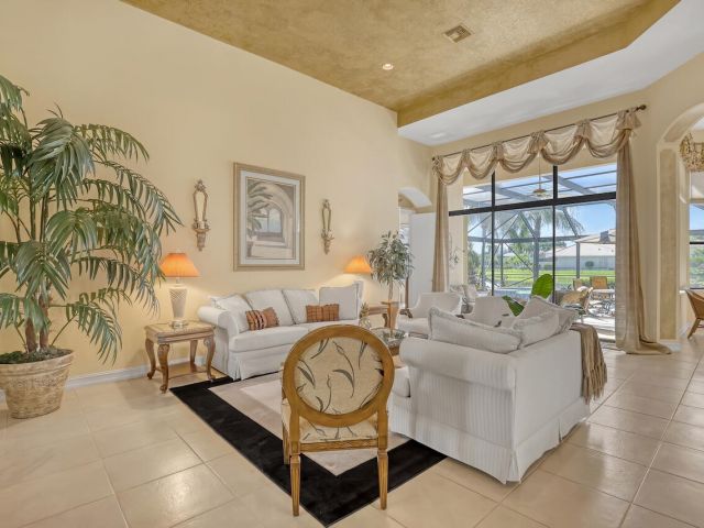 Продажа дома по адресу 10250 Blue Heron Point - фото 6445388