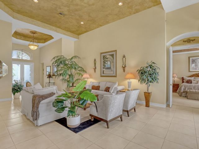 Продажа дома по адресу 10250 Blue Heron Point - фото 6445389