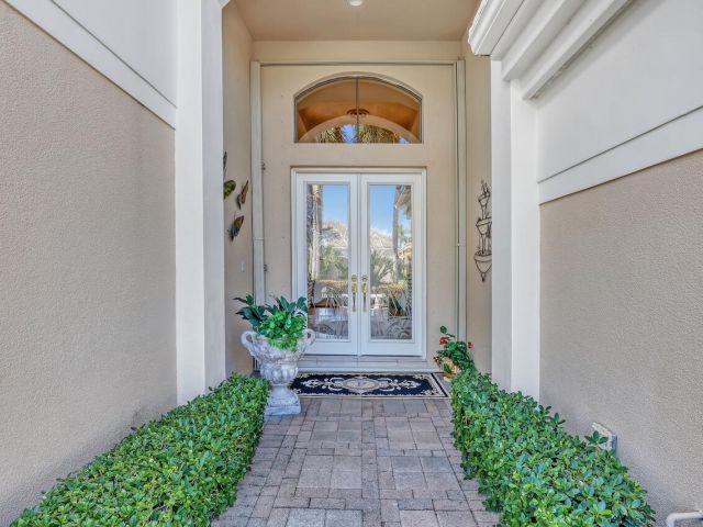 Продажа дома по адресу 10250 Blue Heron Point - фото 6445391