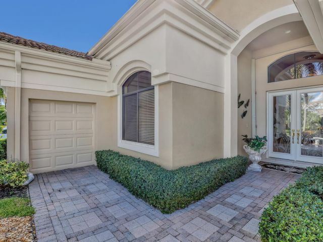 Продажа дома по адресу 10250 Blue Heron Point - фото 6445392