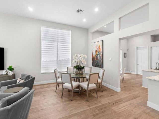 Продажа дома по адресу 16100 Villa Vizcaya Place - фото 6441178