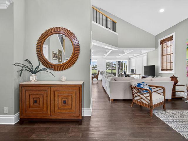 Продажа дома по адресу 8240 Heritage Club Drive - фото 6913490