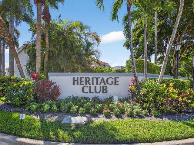 Продажа дома по адресу 8240 Heritage Club Drive - фото 6913493