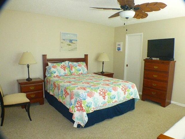 Дом в аренду по адресу 2686 NW 7th Court C - фото 6441209