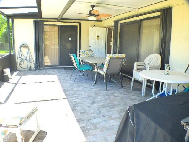 Дом в аренду по адресу 2686 NW 7th Court C - фото 6441215