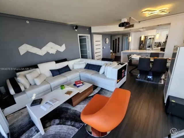 Продажа квартиры #1508 - фото 6443209