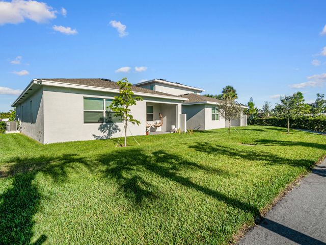 Продажа дома по адресу 13421 Brotherhood Way - фото 6443304