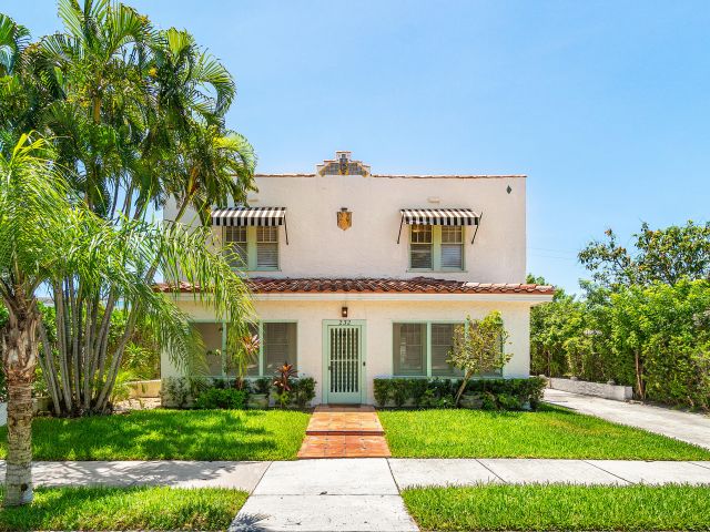 Продажа дома по адресу 234 Greenwood Drive - фото 6441517