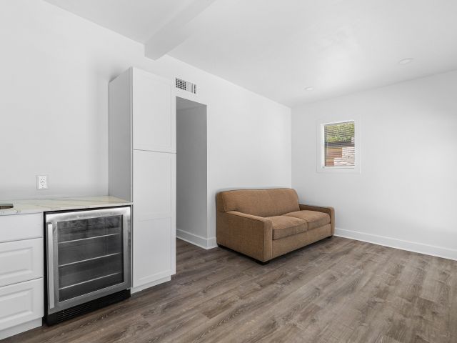 Продажа дома по адресу 234 Greenwood Drive - фото 6503675