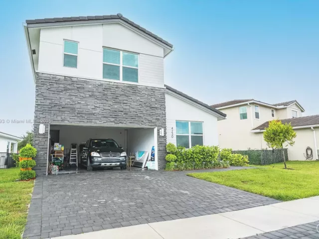 Дом в аренду по адресу 4230 Rosa Dr - фото 6447386