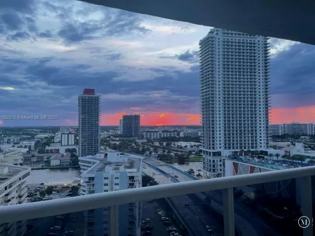 Продажа квартиры #1909 - фото 6444942