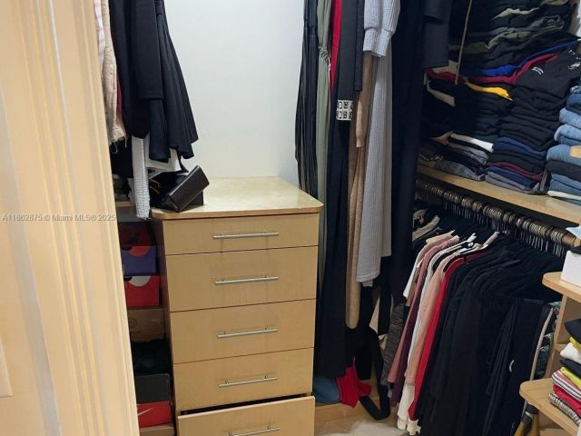 Продажа квартиры #1909 - фото 6444934