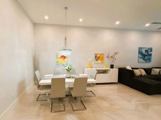 Дом в аренду по адресу 2523 Oceanview Avenue E - фото 6445206