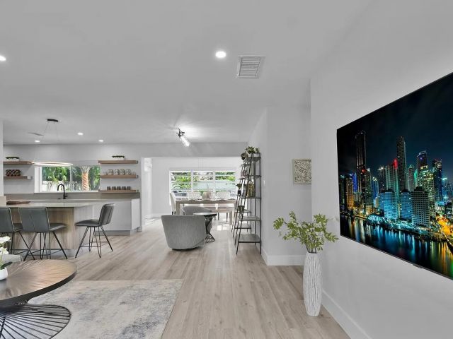 Продажа дома по адресу 803 Bluebird Drive - фото 6444730