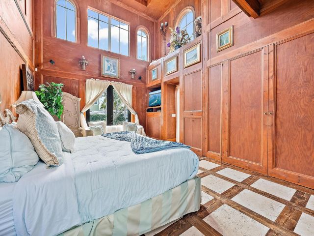 Дом в аренду по адресу 245 Arlington Road - фото 6444848