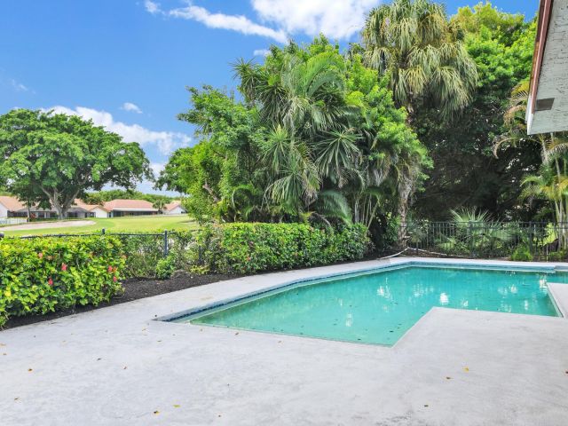 Продажа дома по адресу 10397 Camelback Lane - фото 6504157