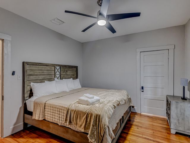 Продажа дома по адресу 421 51st Street - фото 6447481