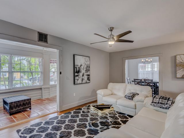 Продажа дома по адресу 421 51st Street - фото 6447489