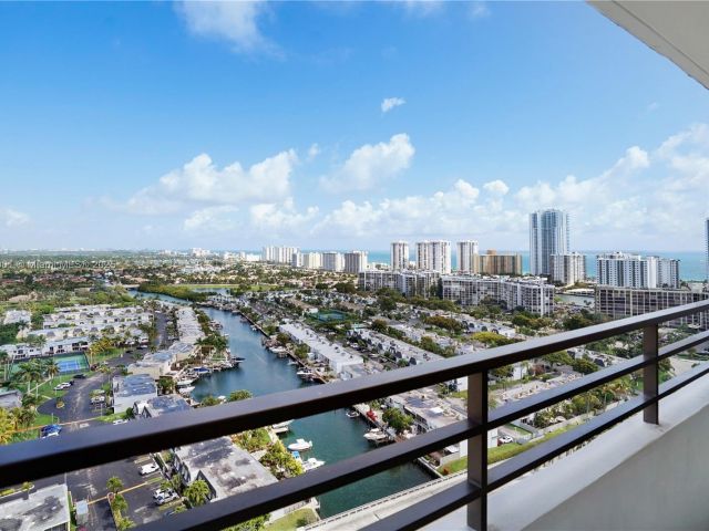 Продажа квартиры #2408 - фото 6448258