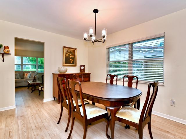 Дом в аренду по адресу 129 Alhambra Place - фото 6447504