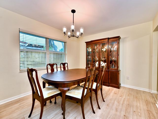 Дом в аренду по адресу 129 Alhambra Place - фото 6447505