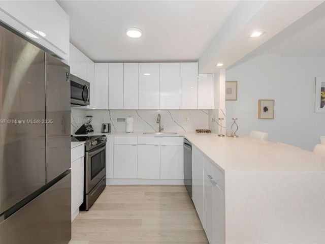 Продажа квартиры #1505 - фото 6465949