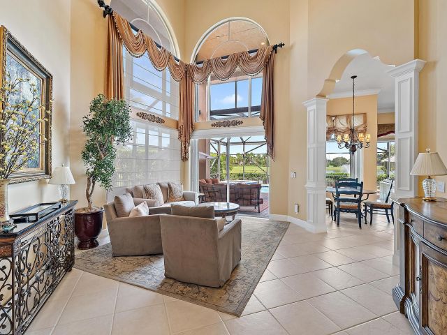 Продажа дома по адресу 10445 Terra Lago Drive - фото 6448501